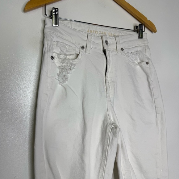 American Eagle White Mom Straight Distressed Women Jeans Size 4 Stretch - Picture 7 of 9